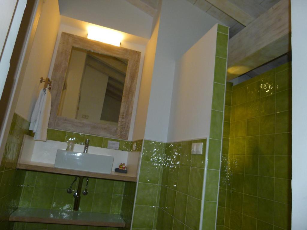 Hotel El Cerco Пуэнте-ла-Рейна Номер фото
